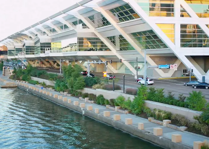 All Vacation Rentals Abode Pittsburgh - Downtown Convention Center